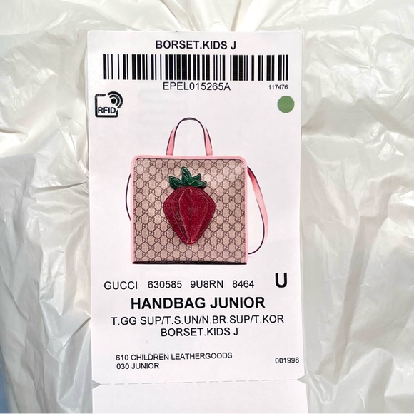 NWT GUCCI GG Supreme Strawberry Tote with Shoulder Strap - Picture 10 of 10